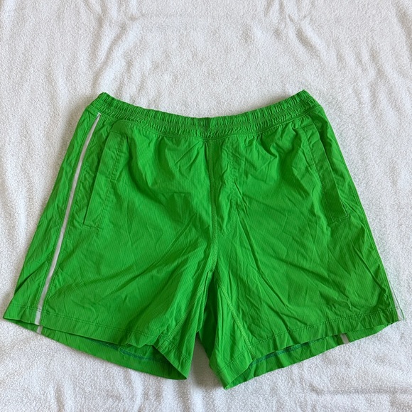 Lululemon Vibrant Green Athletic Shorts - Picture 1 of 5
